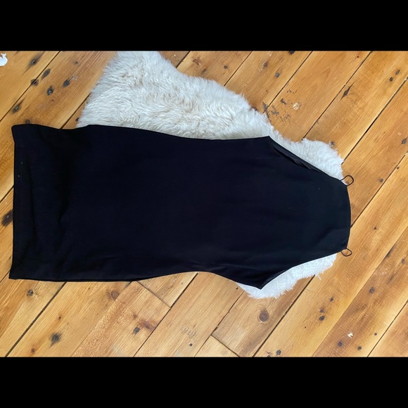 Little black dress - Picture 4 of 4